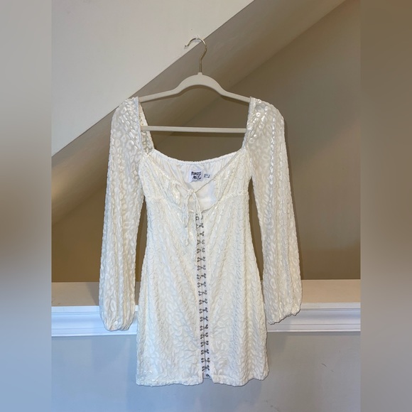 PRINCESS POLLY NEVER WORN White Dress - Picture 4 of 6